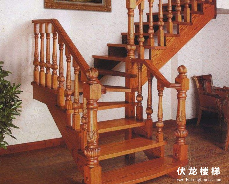 【产品10】纯实木整体楼梯