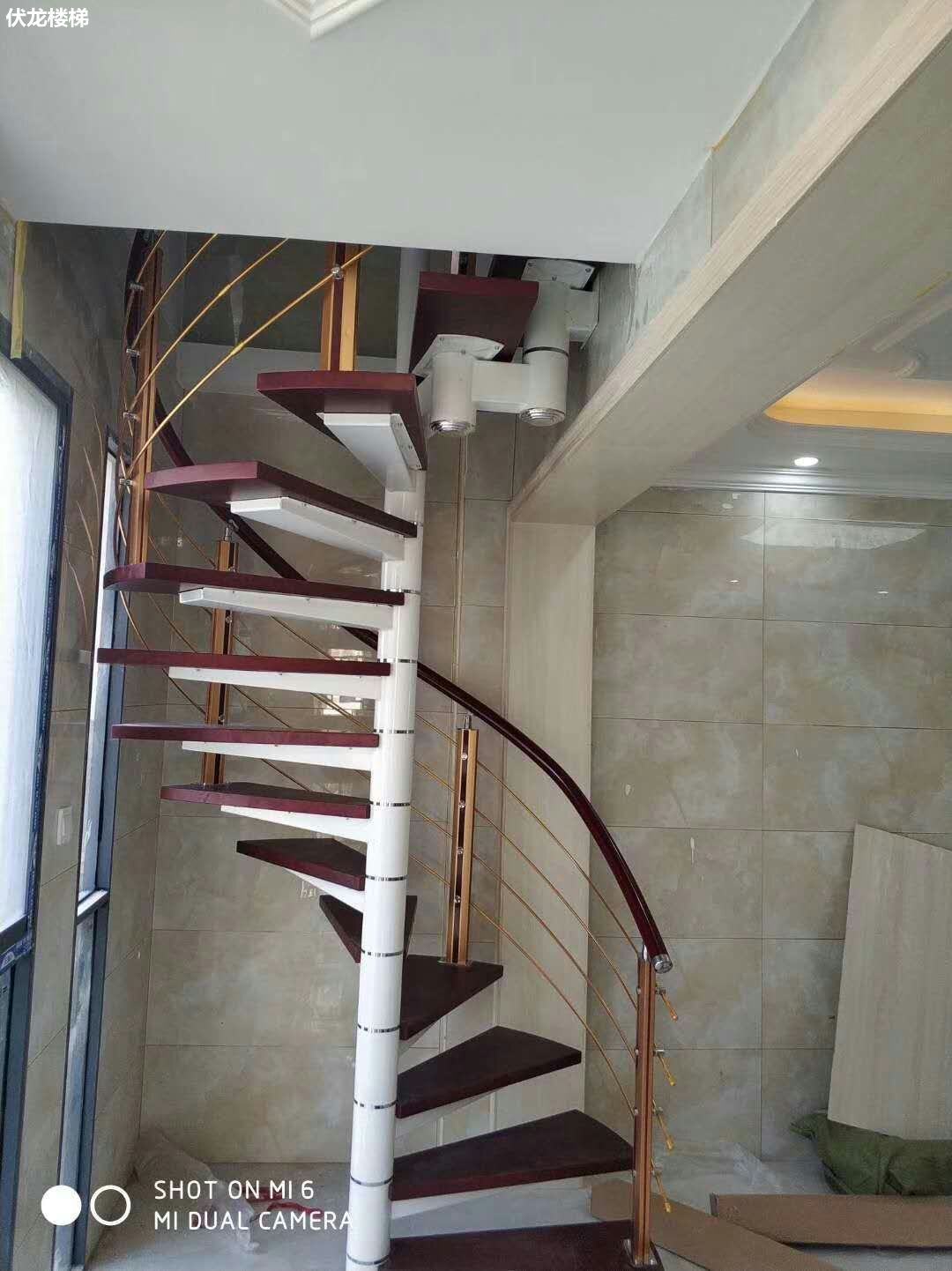 【产品2】复式旋转楼梯-阁楼整体楼梯(图1)